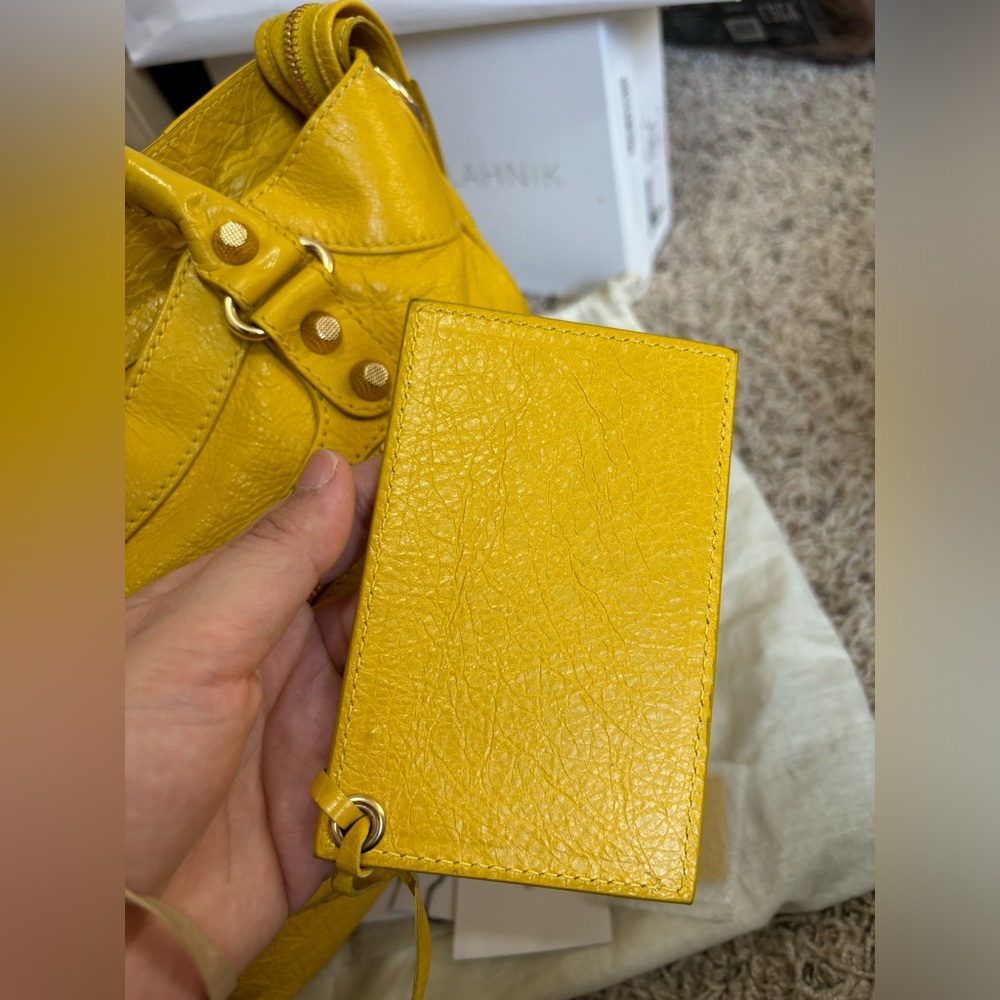 Balenciaga Giant 12 Golden Velo Bag in Lemon - Picture 5 of 10
